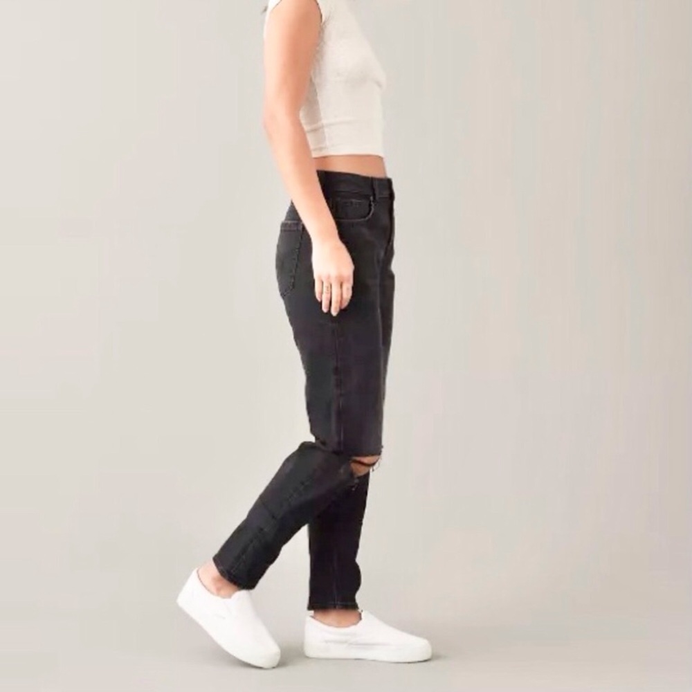 American Eagle 12 Mom Jeans Womens High Rise Distressed Faded Black Strigid 2024 - Picture 13 of 13
